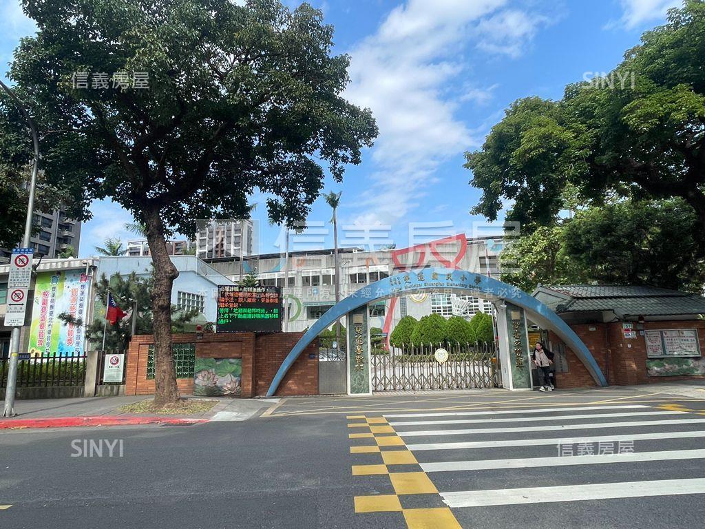 甘州街商業地收租等改建房屋室內格局與周邊環境
