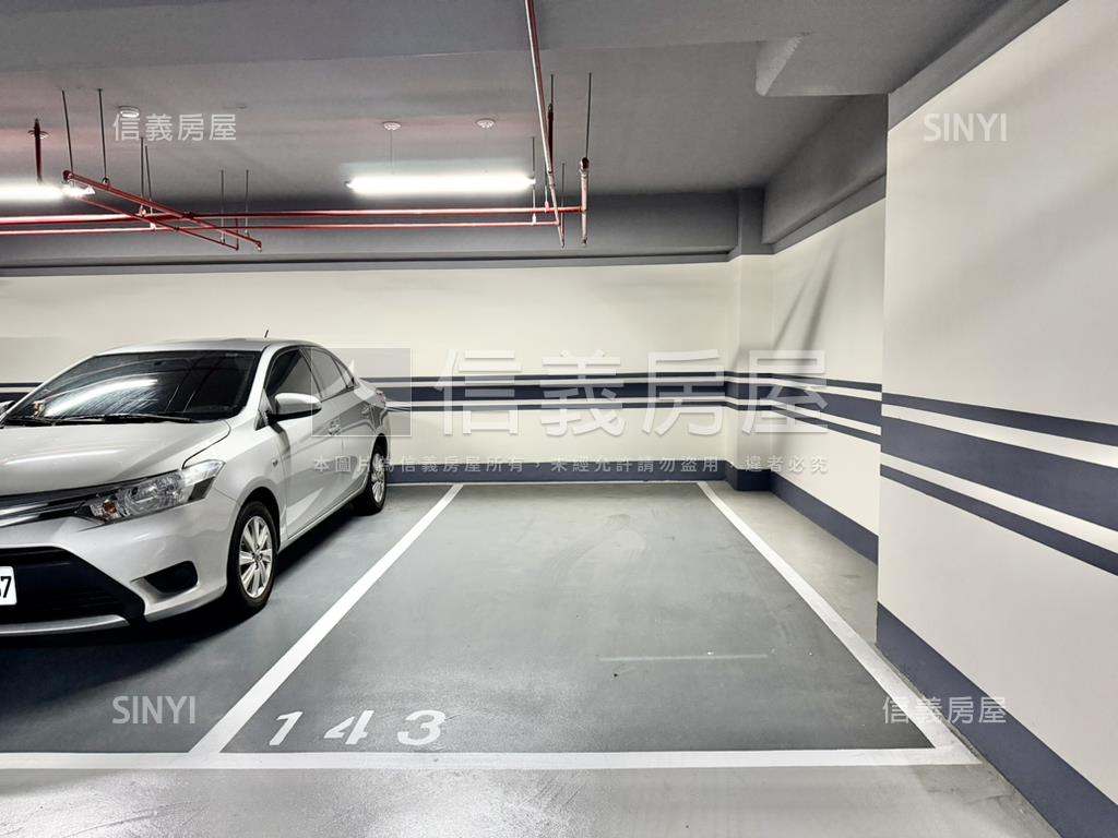 江南ＳＴＡＲ三房車位房屋室內格局與周邊環境
