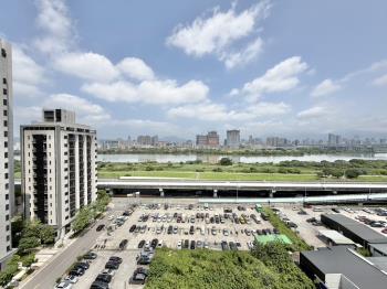 江南ＳＴＡＲ三房車位