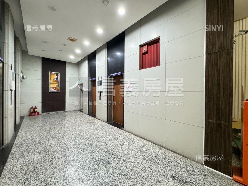 獨家世基金融高樓整層商辦房屋室內格局與周邊環境