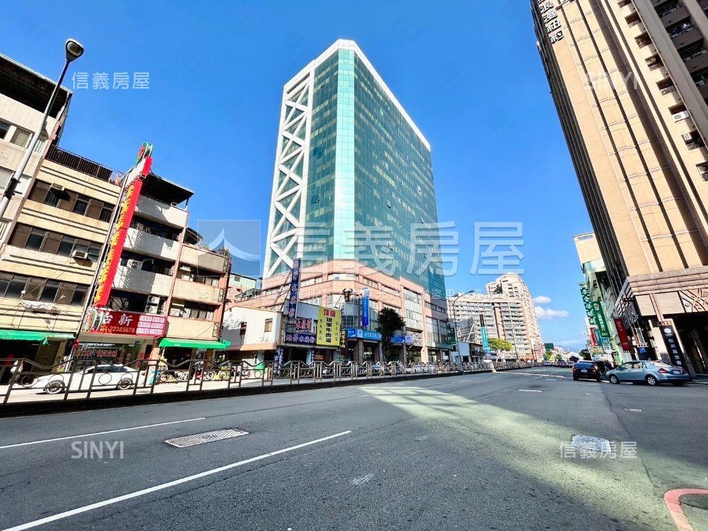 獨家世基金融高樓整層商辦房屋室內格局與周邊環境