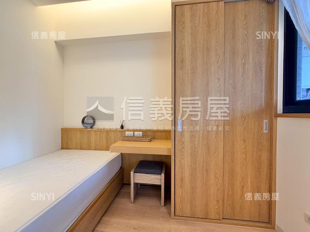 鑫巨蛋高樓兩房＋車位房屋室內格局與周邊環境