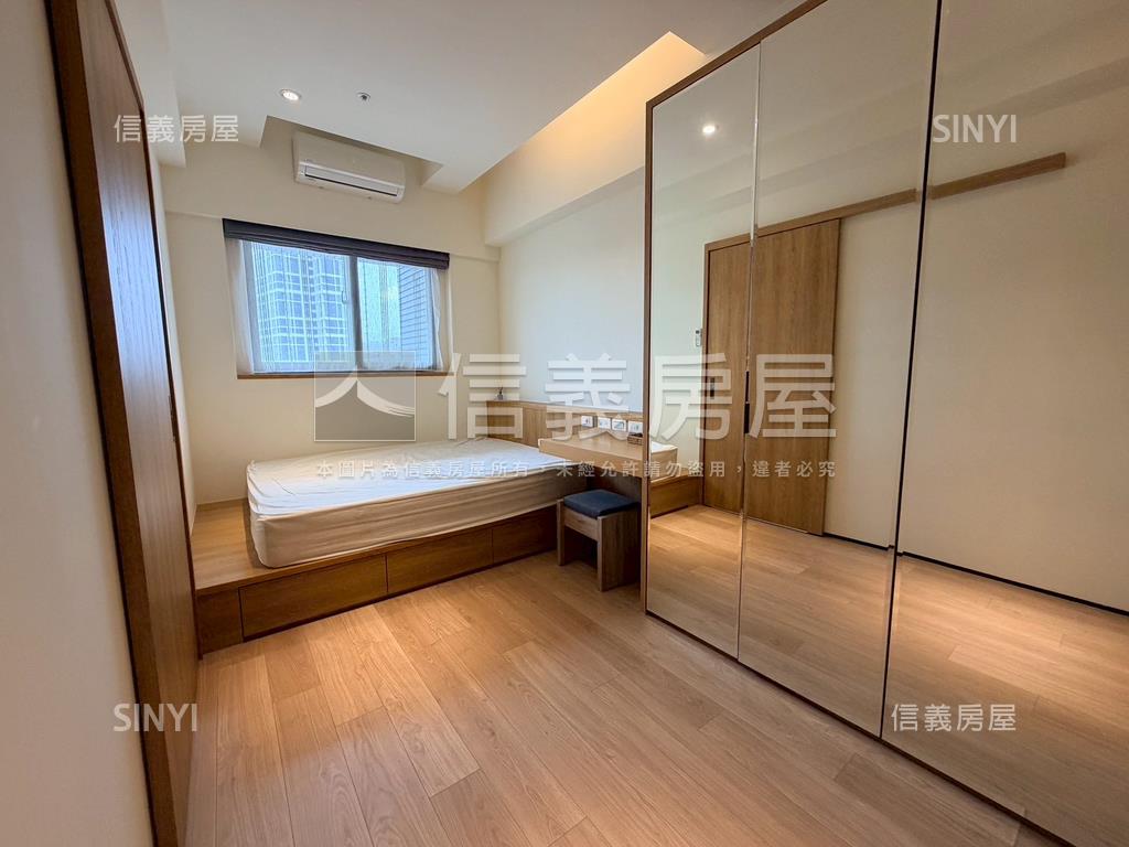 鑫巨蛋高樓兩房＋車位房屋室內格局與周邊環境