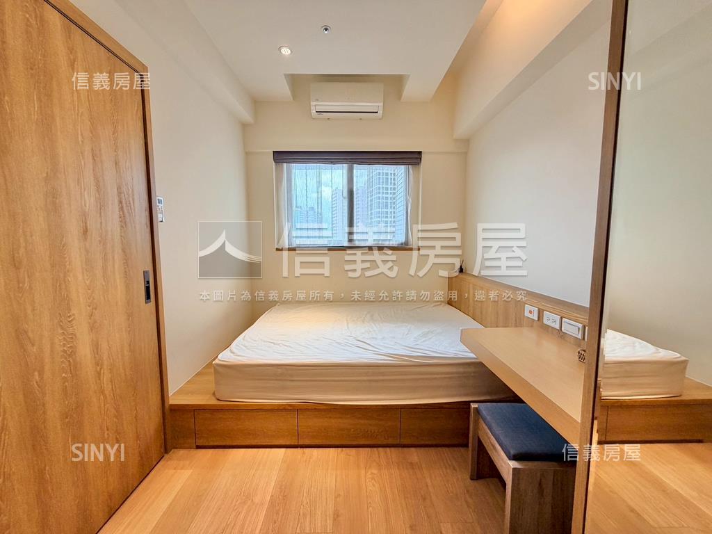 鑫巨蛋高樓兩房＋車位房屋室內格局與周邊環境