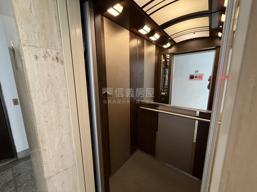 專任敦化福邸四房近公園房屋室內格局與周邊環境