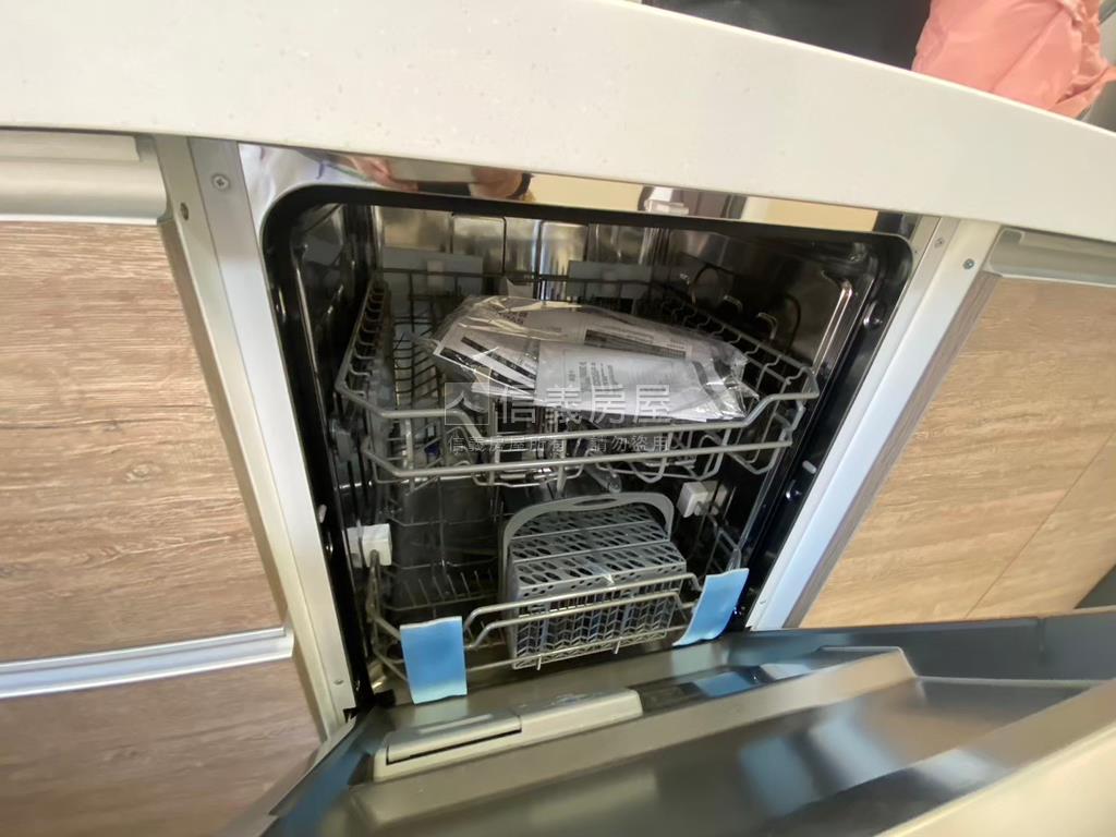 【左岸玫瑰】３房＋車位房屋室內格局與周邊環境
