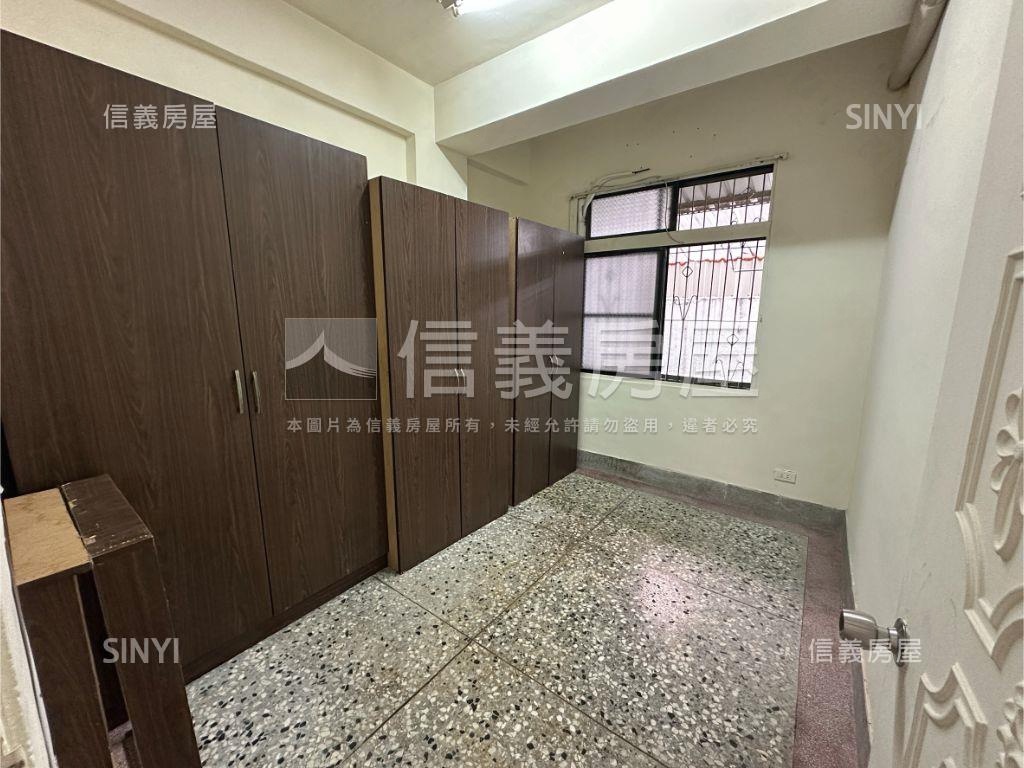 勤美商圈公寓Ａ１房屋室內格局與周邊環境