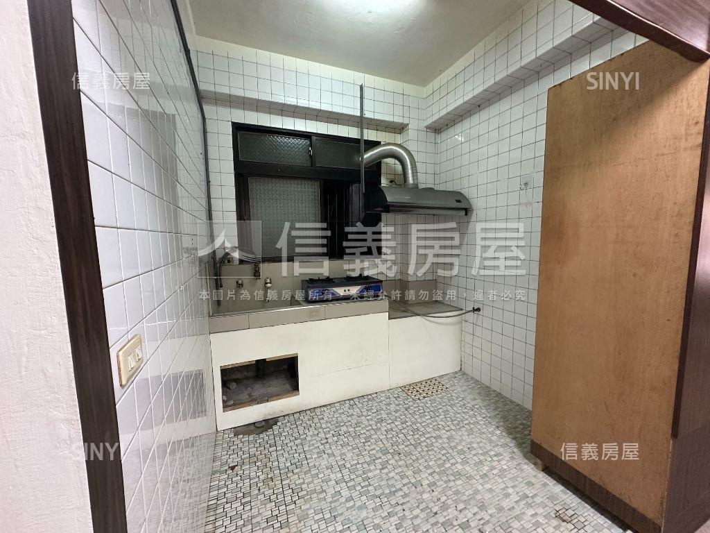 勤美商圈公寓Ａ１房屋室內格局與周邊環境