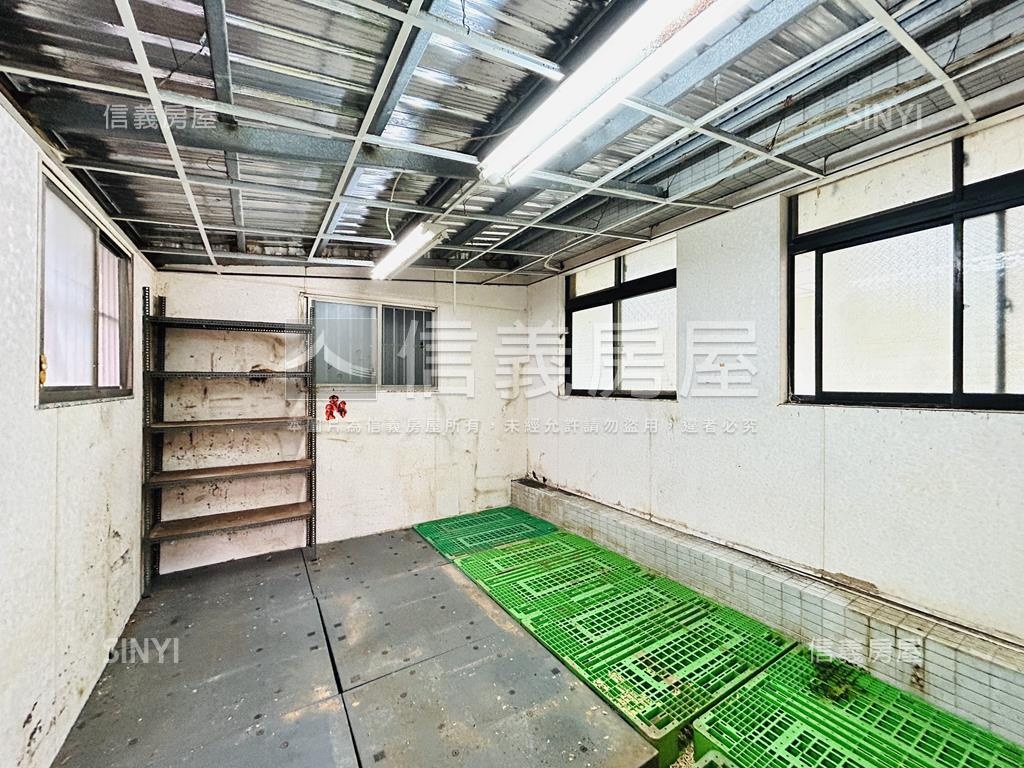 三重大面寬一樓辦公店面房屋室內格局與周邊環境