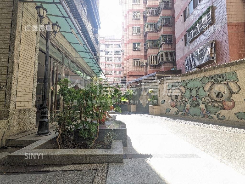 冠宏的祕蜜花園房屋室內格局與周邊環境