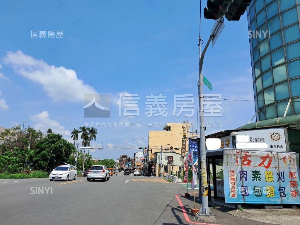 溪州中山路顯眼角店房屋室內格局與周邊環境