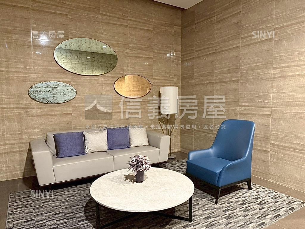 Ｒ５新世界捷運三房平車宅房屋室內格局與周邊環境