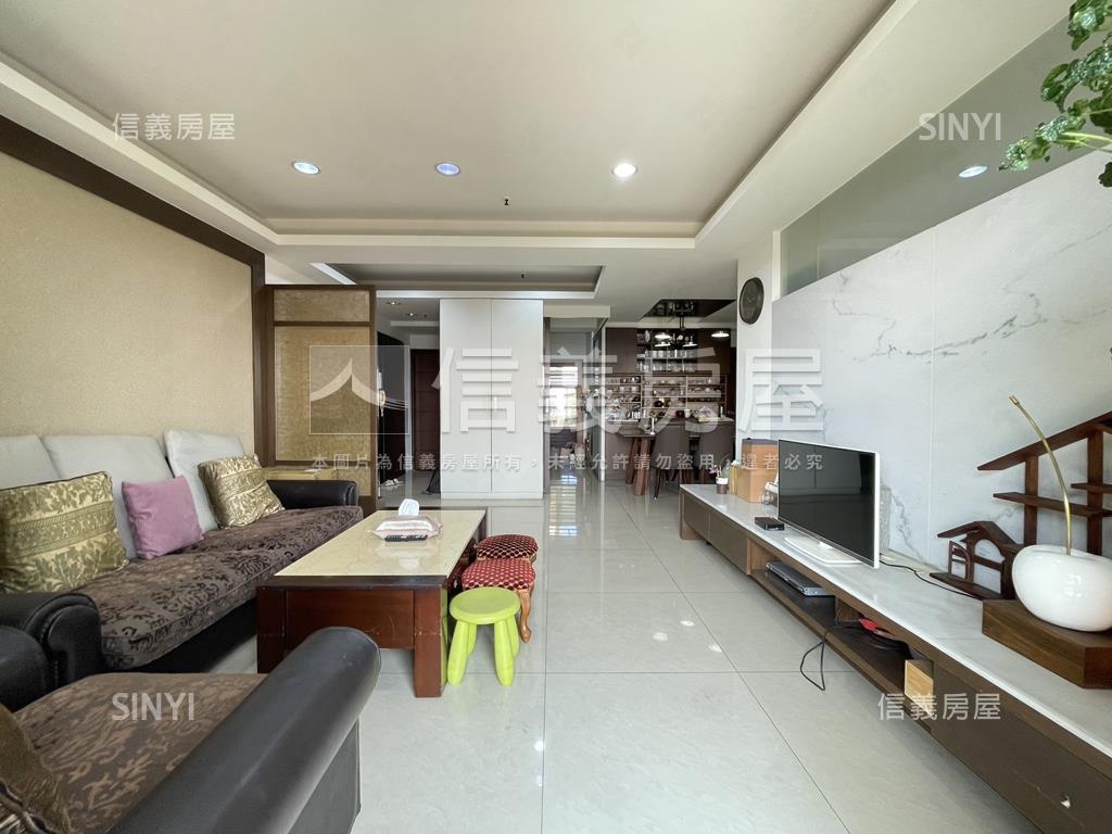 龍騰樹海首排亮四房雙平車房屋室內格局與周邊環境