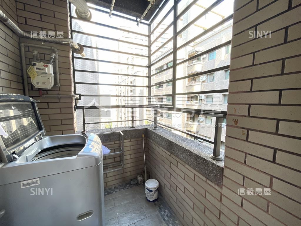 龍騰樹海首排亮四房雙平車房屋室內格局與周邊環境