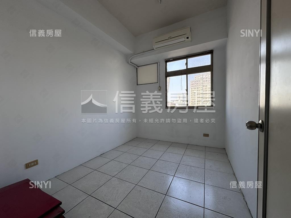 文化中心崇明天廈３房房屋室內格局與周邊環境