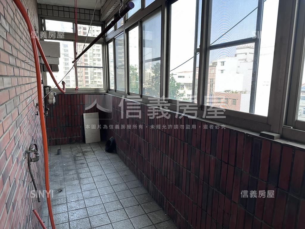 文化中心崇明天廈３房房屋室內格局與周邊環境