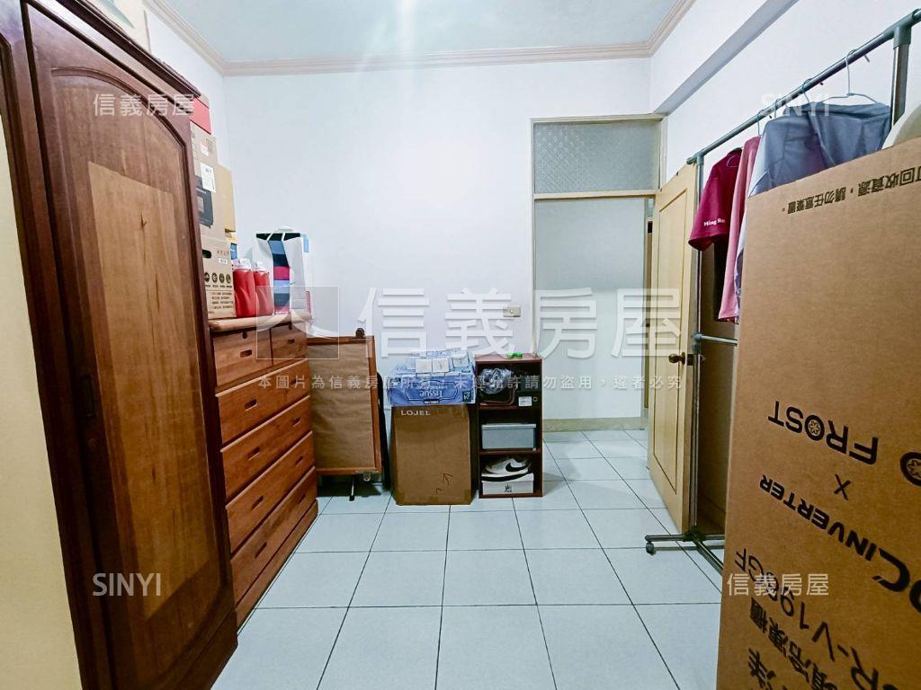 迴龍捷運方正美寓房屋室內格局與周邊環境