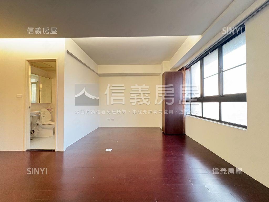 近十三期鄉林３改２美宅房屋室內格局與周邊環境