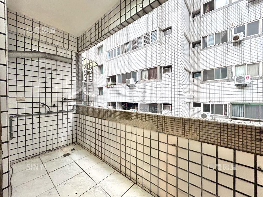 ☆黎明路黃金透店房屋室內格局與周邊環境