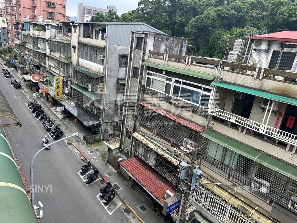 專任～福興路收租二樓房屋室內格局與周邊環境