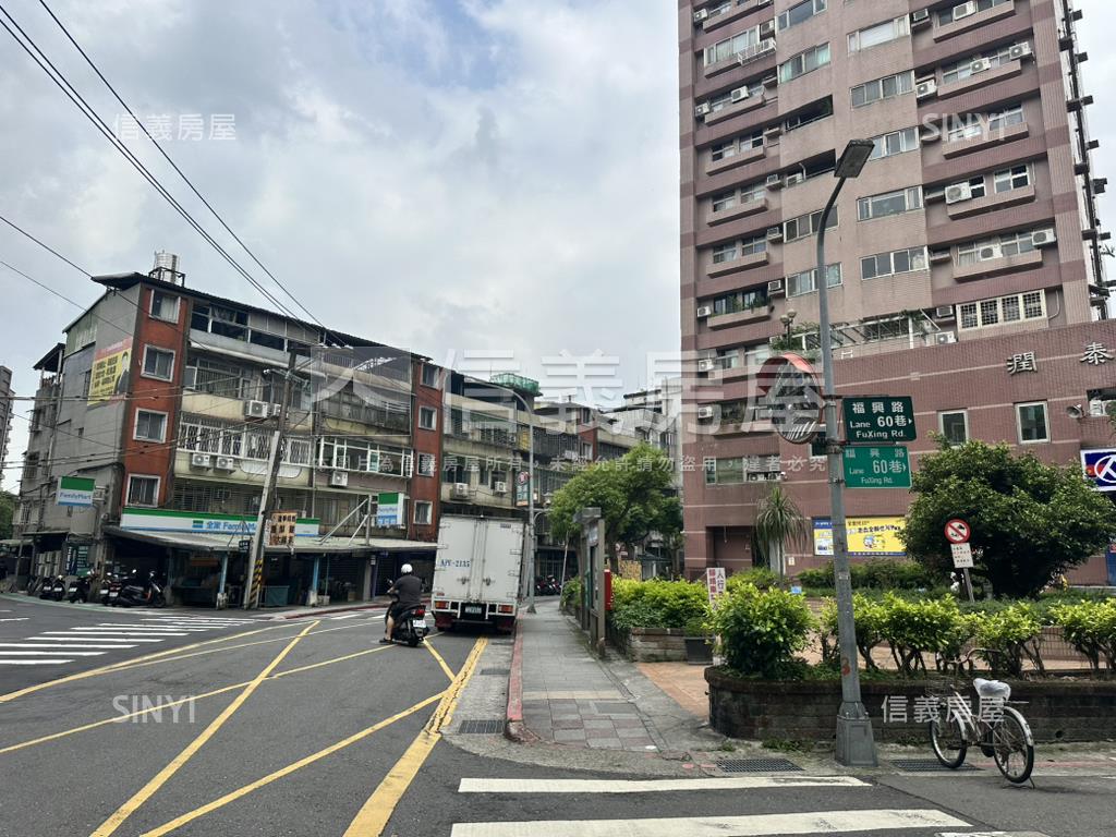專任～福興路收租二樓房屋室內格局與周邊環境