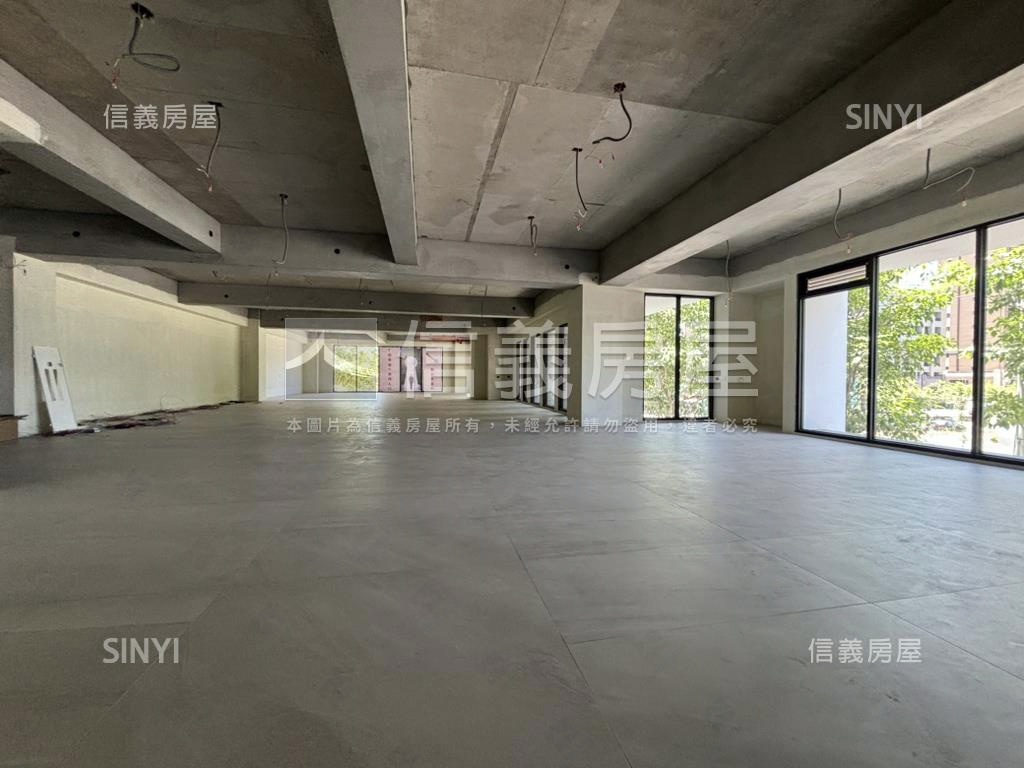 麥當勞旁大面寬角店房屋室內格局與周邊環境
