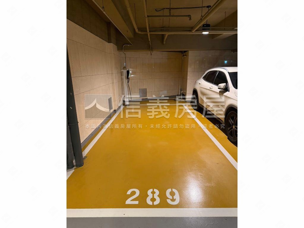 專約稀有大庭院天墅一樓房屋室內格局與周邊環境