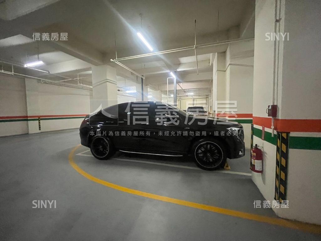 勝麗威登大三房裝潢平車！房屋室內格局與周邊環境