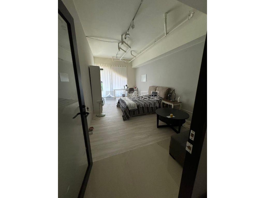 青埔金雞母店面房屋室內格局與周邊環境