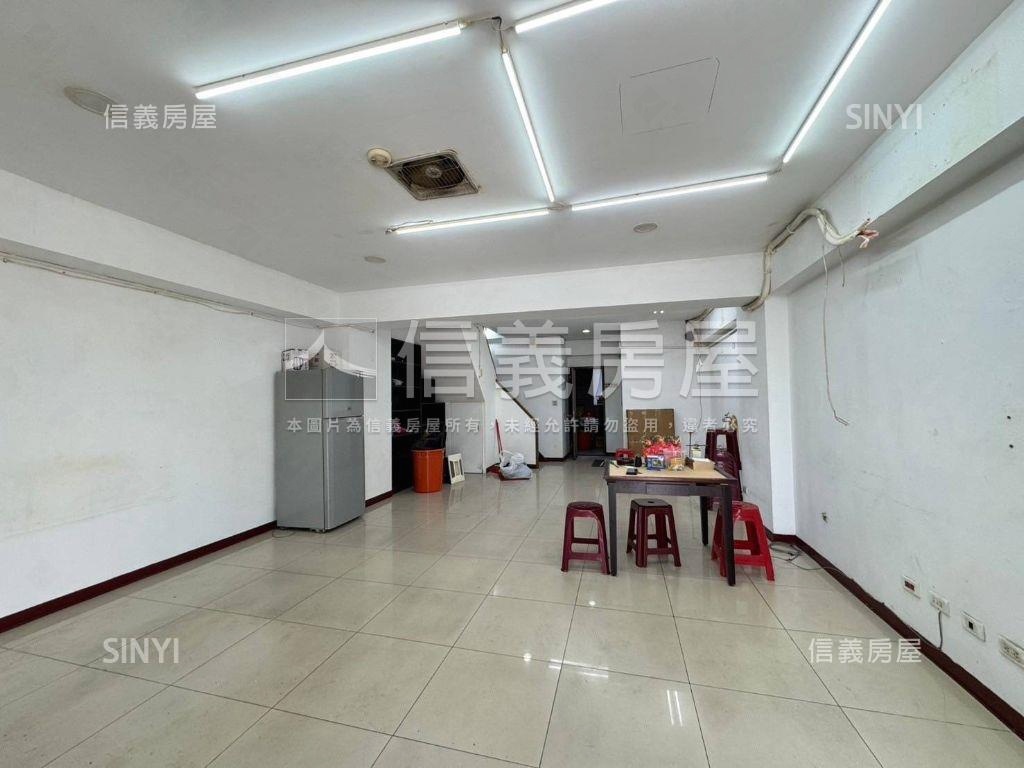 【長庚特區】雙車位金店面房屋室內格局與周邊環境