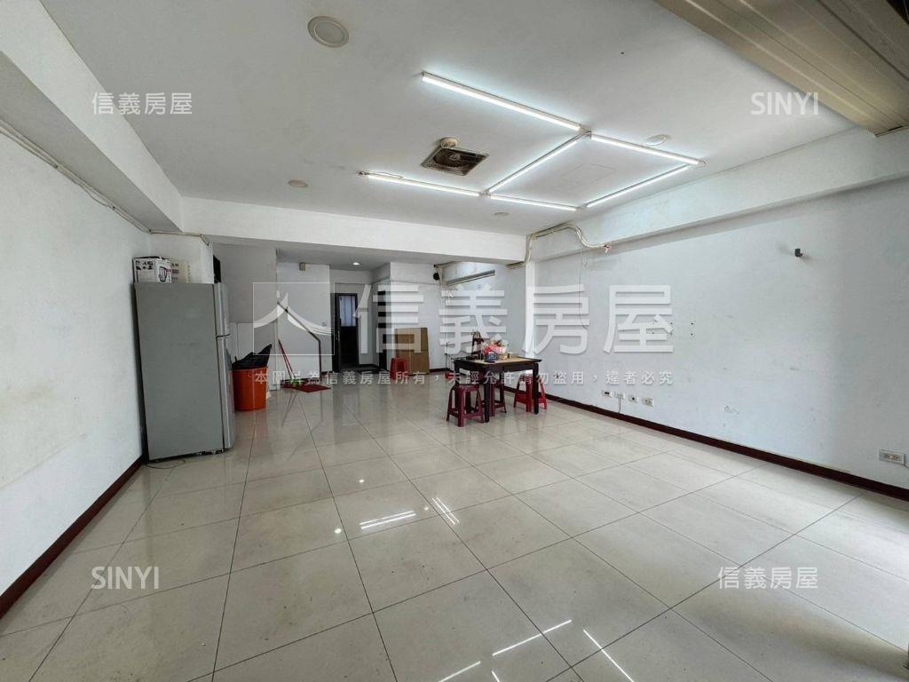 【長庚特區】雙車位金店面房屋室內格局與周邊環境