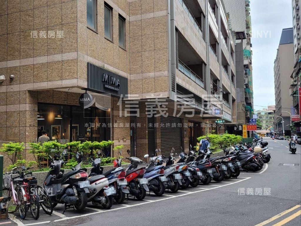 中安鑽石店面珠寶盒房屋室內格局與周邊環境