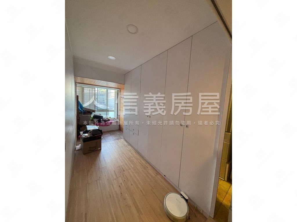中華小蘋果小資２樓房屋室內格局與周邊環境