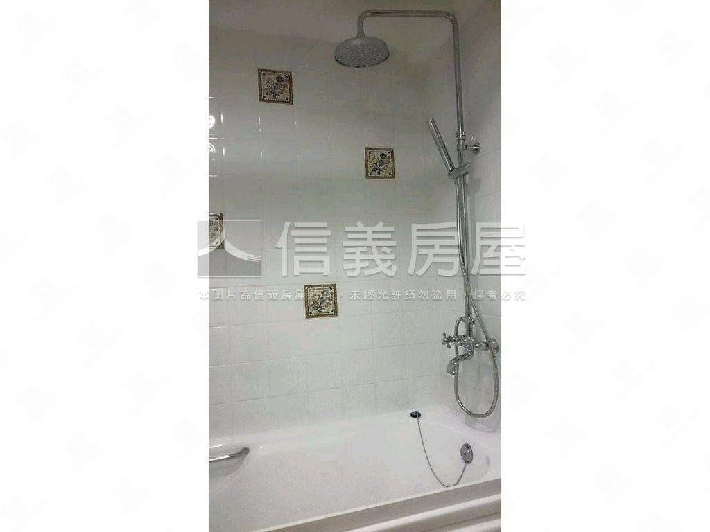 中華小蘋果小資２樓房屋室內格局與周邊環境