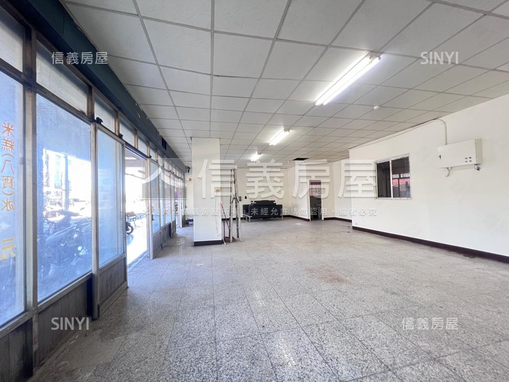 藍天店面房屋室內格局與周邊環境