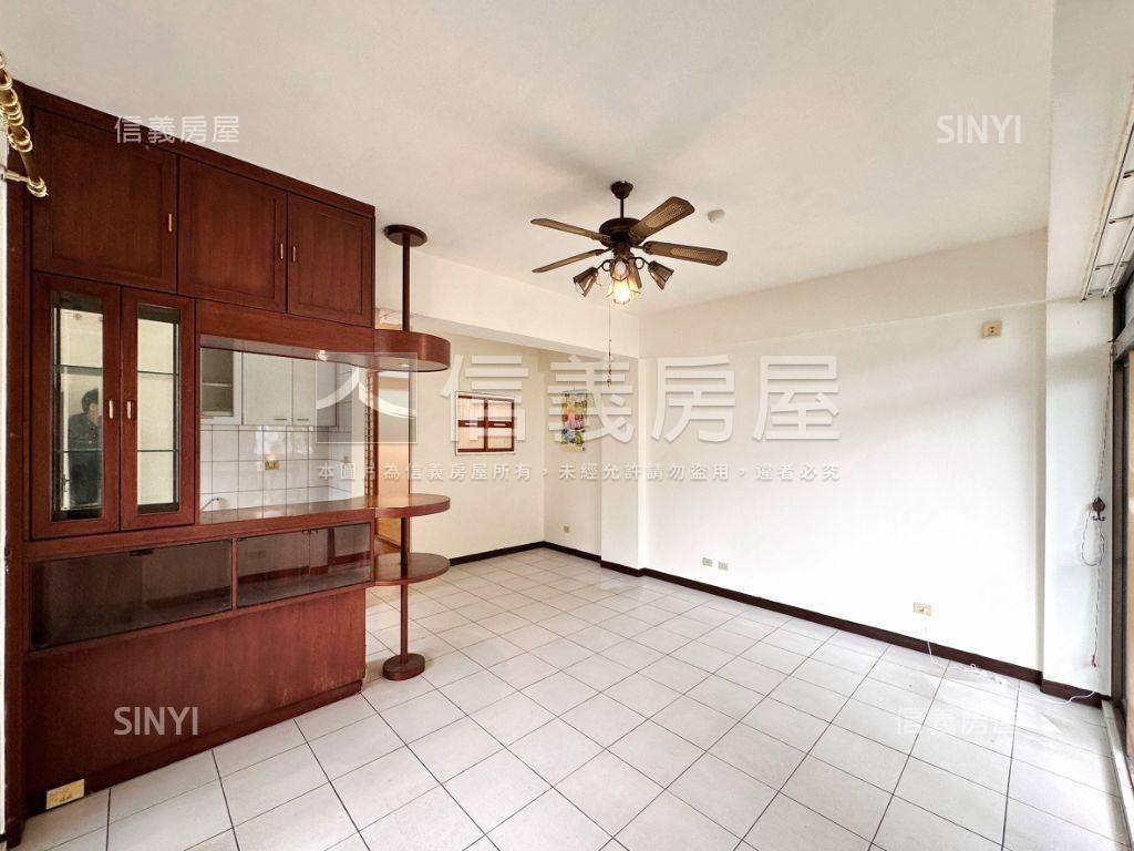 永安華廈３房１室平面車位房屋室內格局與周邊環境