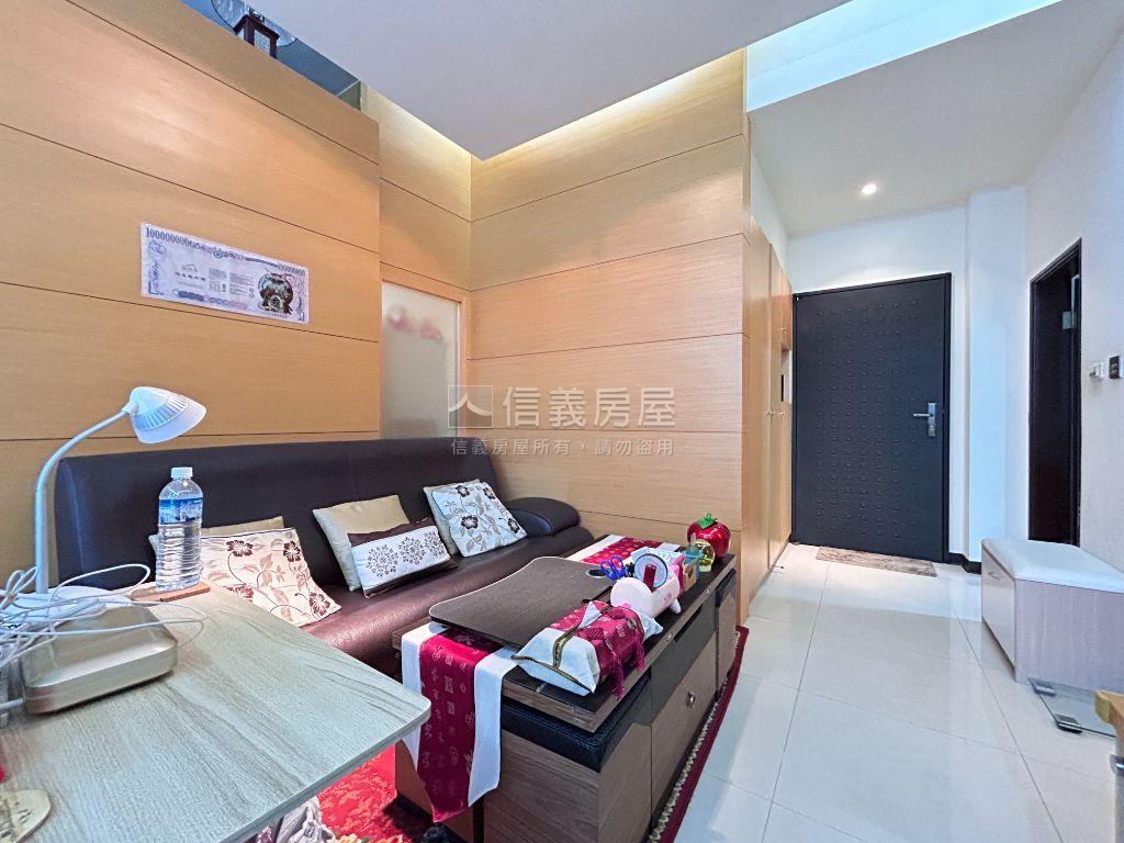 景安天情挑高裝潢２＋２房屋室內格局與周邊環境