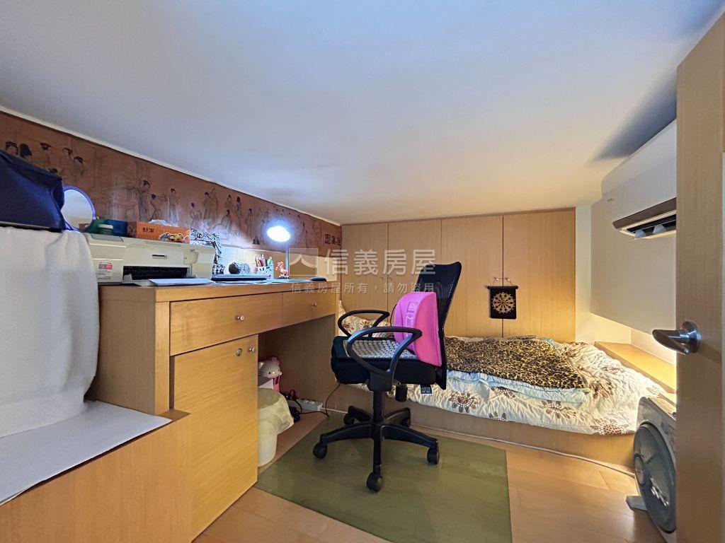 景安天情挑高裝潢２＋２房屋室內格局與周邊環境