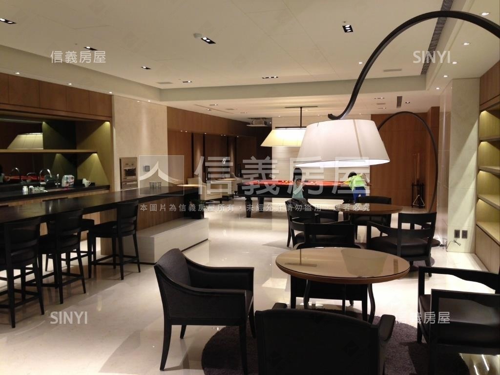 養心殿高樓美景房屋室內格局與周邊環境