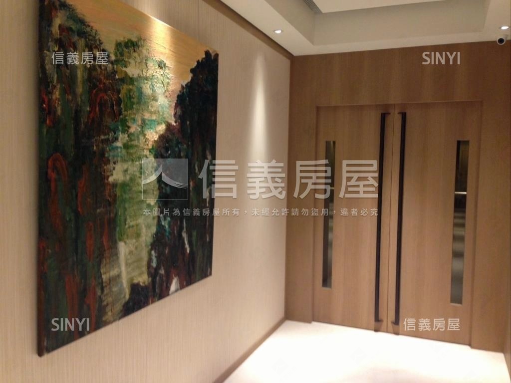 養心殿高樓美景房屋室內格局與周邊環境