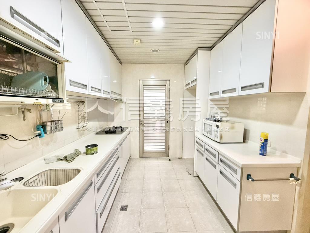 久泰．五福國寶大氣三房房屋室內格局與周邊環境