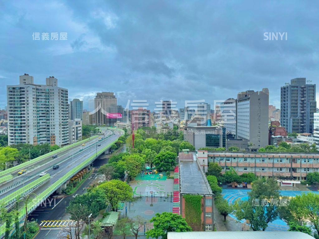 雙龍學區高樓帶坡車房屋室內格局與周邊環境