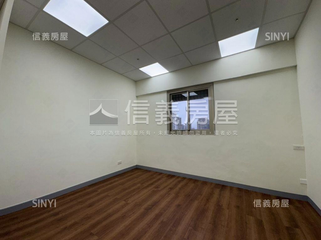 雙龍學區高樓帶坡車房屋室內格局與周邊環境