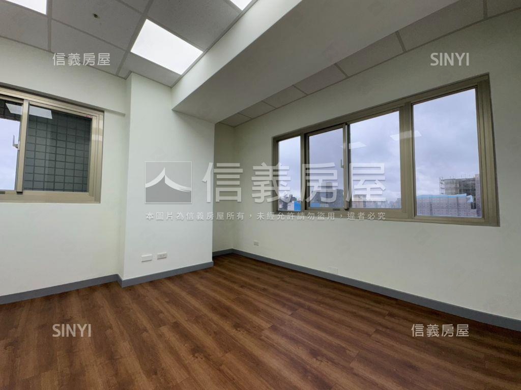 雙龍學區高樓帶坡車房屋室內格局與周邊環境