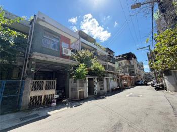 明德捷運稀有大土地透天