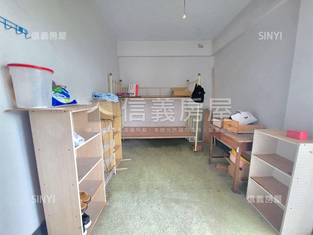 新店景觀邊間採光屋房屋室內格局與周邊環境