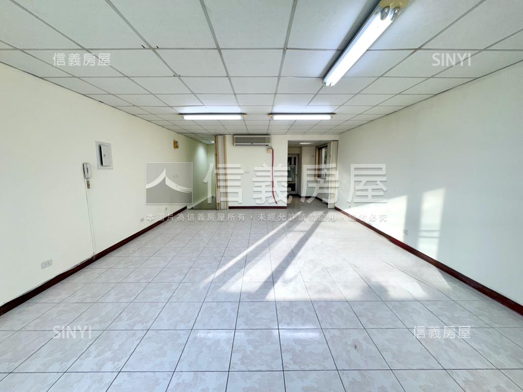⭐公益黎明商圈⭐金店面房屋室內格局與周邊環境
