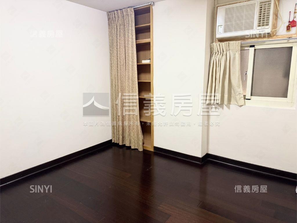 稀有釋出天母愛座三房車位房屋室內格局與周邊環境