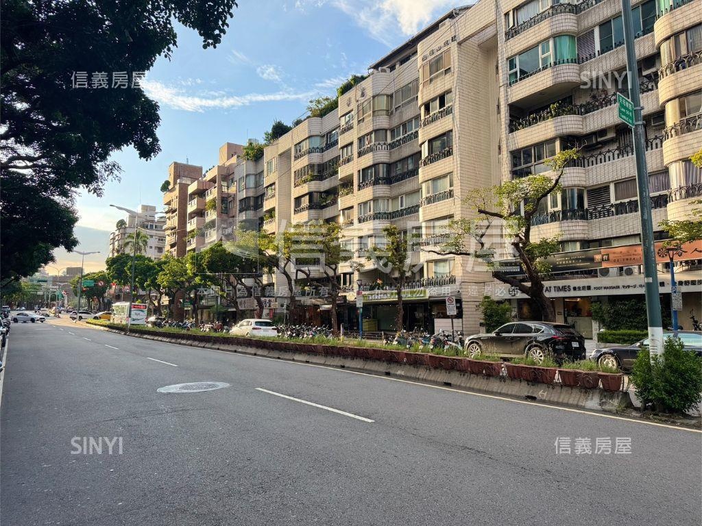 稀有釋出天母愛座三房車位房屋室內格局與周邊環境