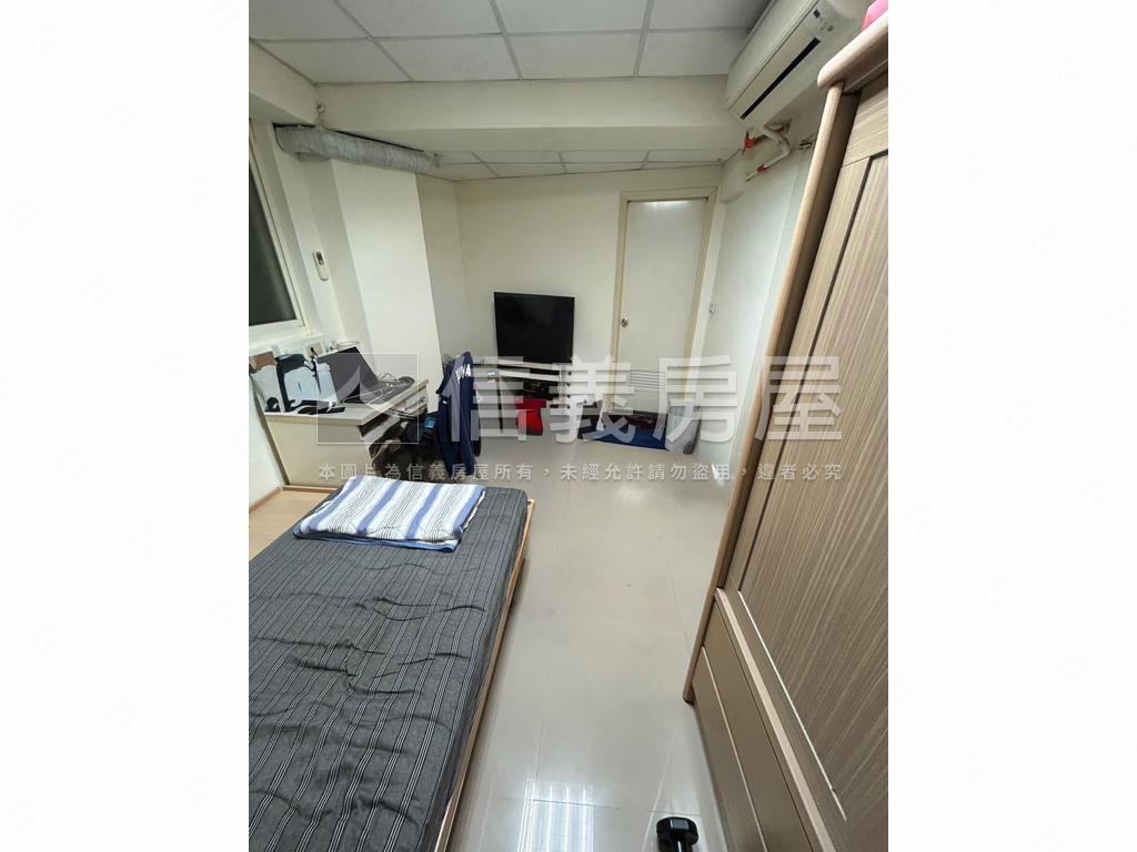 忠孝新生捷運電梯房屋室內格局與周邊環境